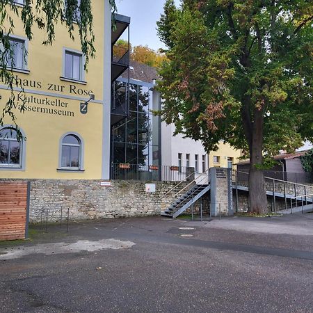 Gasthaus Zur Rose, Peruanisches Restaurant Und Franzoesisches Cafe Zell am Main المظهر الخارجي الصورة